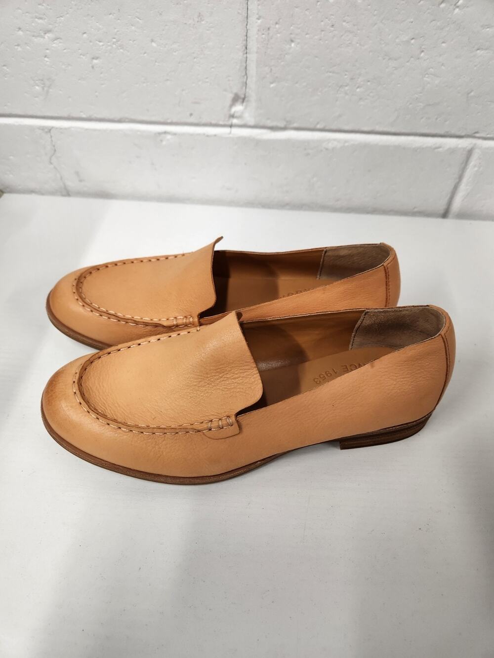 Kork-Ease Women's Meg Leather Loafers, Size 7M, In Orange, Moc Toe Stitching